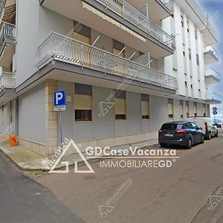 Gd Case Vacanza - Lungomare Kennedy - Apartment *
