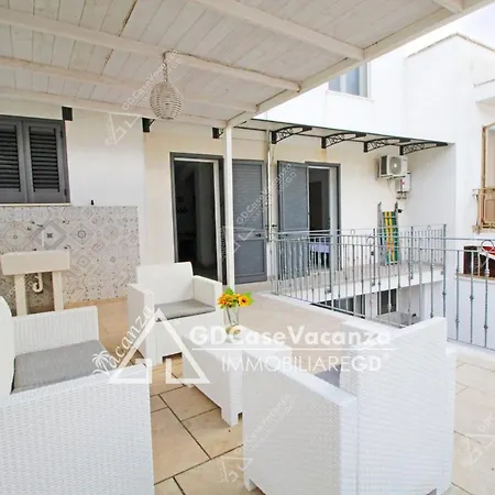Gd Case Vacanza - Lungomare Kennedy - Apartment *